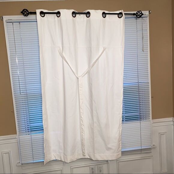 Single panel drape with tie and circle grommets off white color - Picture 1 of 4